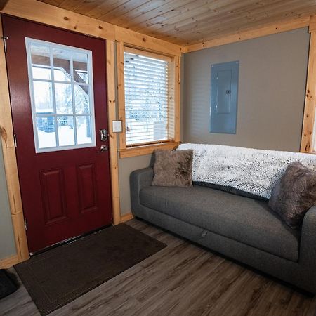 Downtown Talkeetna Cabin! Susitna Cabin Экстерьер фото